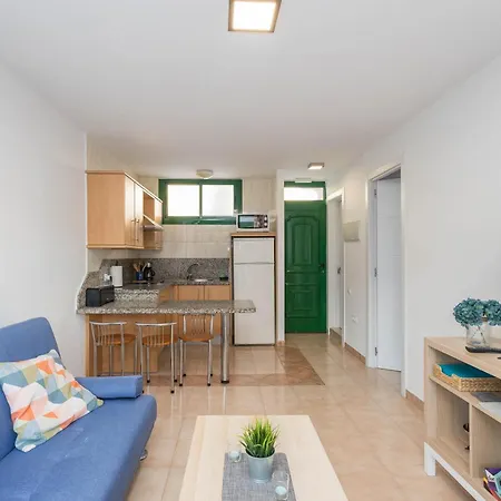 Bright Tirma - Relax & Chill Terrace Apartment